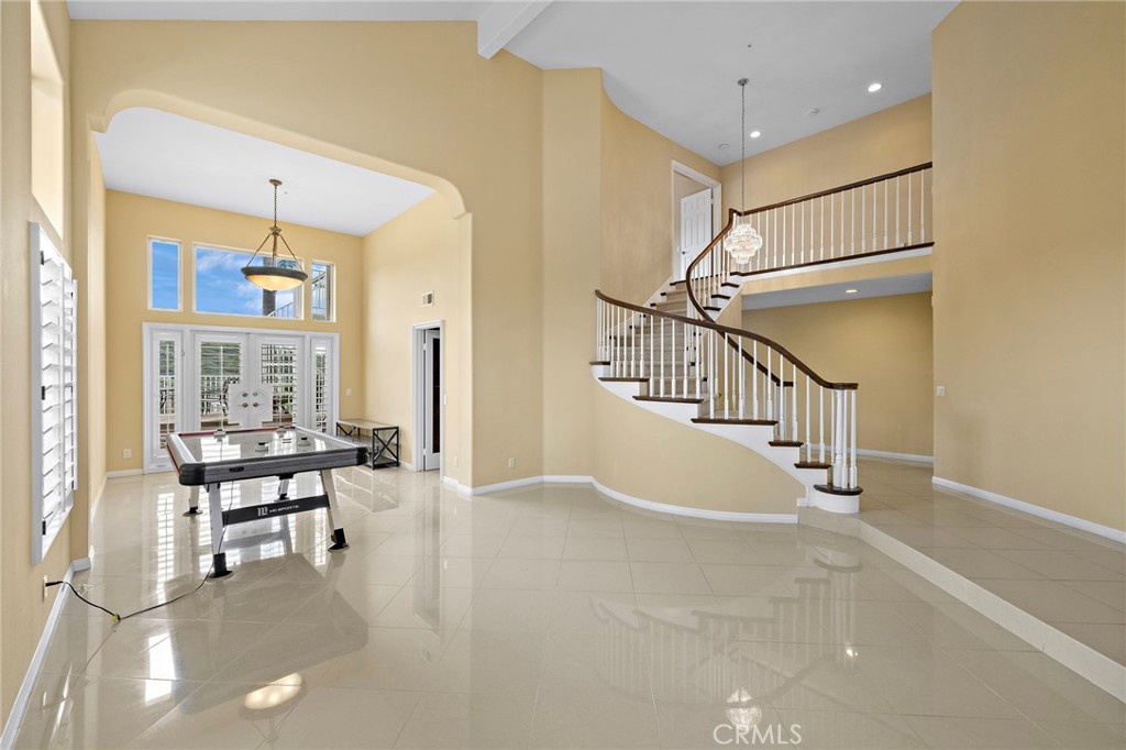 1515 Avenida De Nogales