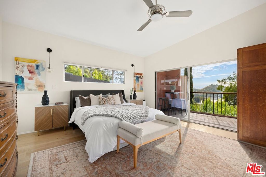 Properties 4 2303 Hidalgo Avenue