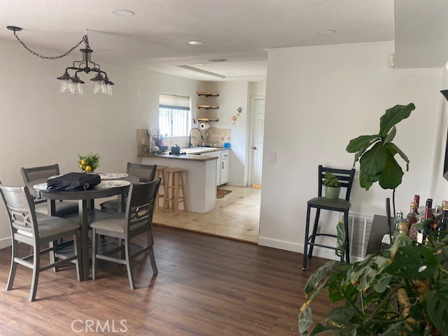 1665 N Fillmore Avenue N