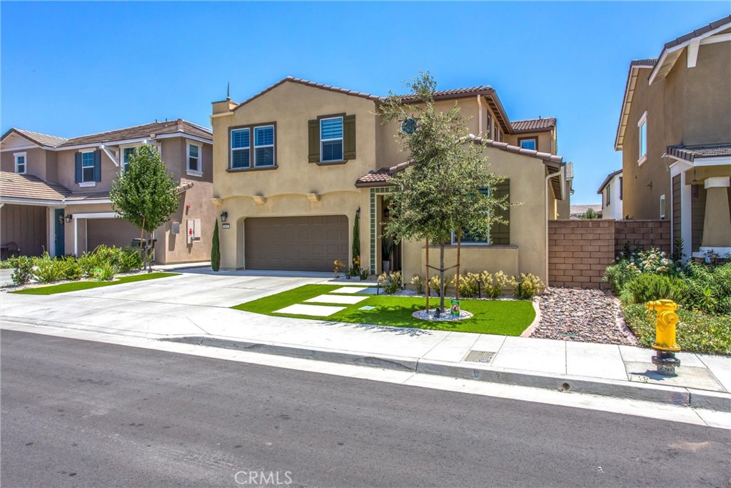 849 Half Moon Avenue