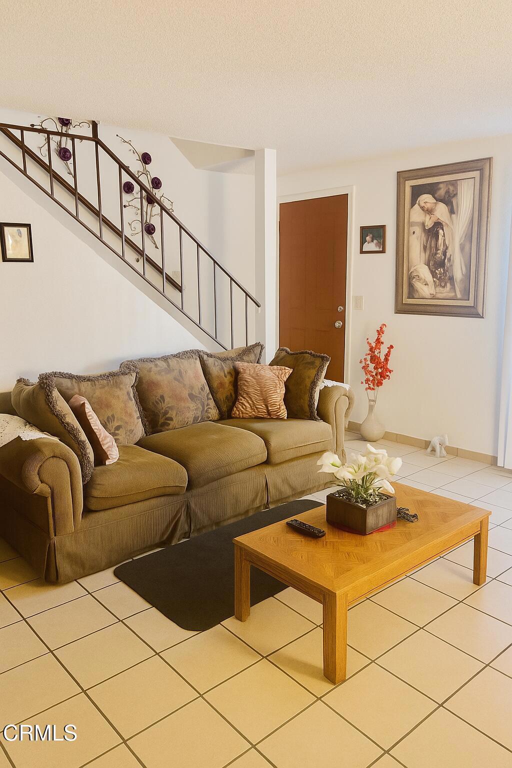 114 E Ventura Street H