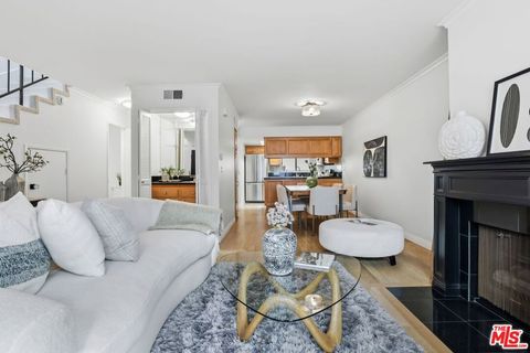 Photo of 11952 Darlington Avenue #3, Los Angeles, CA 90049 (MLS # 26655561)
