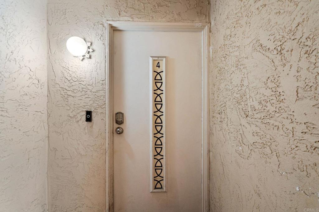 4465 Ocean Boulevard 4