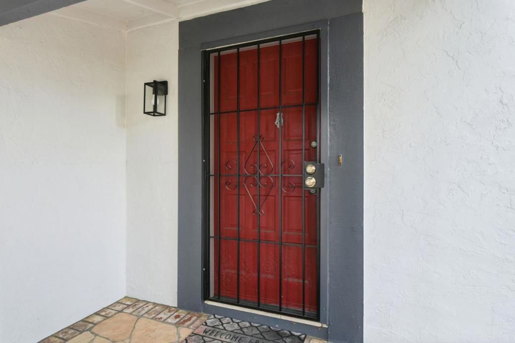 Photo of 3137 Jenkins Avenue, San Jose, CA 95118 (MLS # ML82025159)