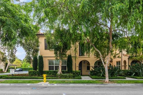 102 Rose Arch 23 Irvine CA 92620