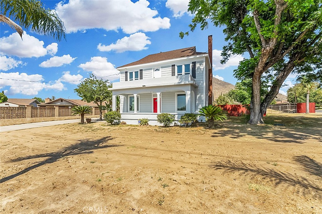 12887 Mount Vernon Avenue