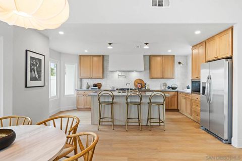 4983 Delos Way Oceanside CA 92056