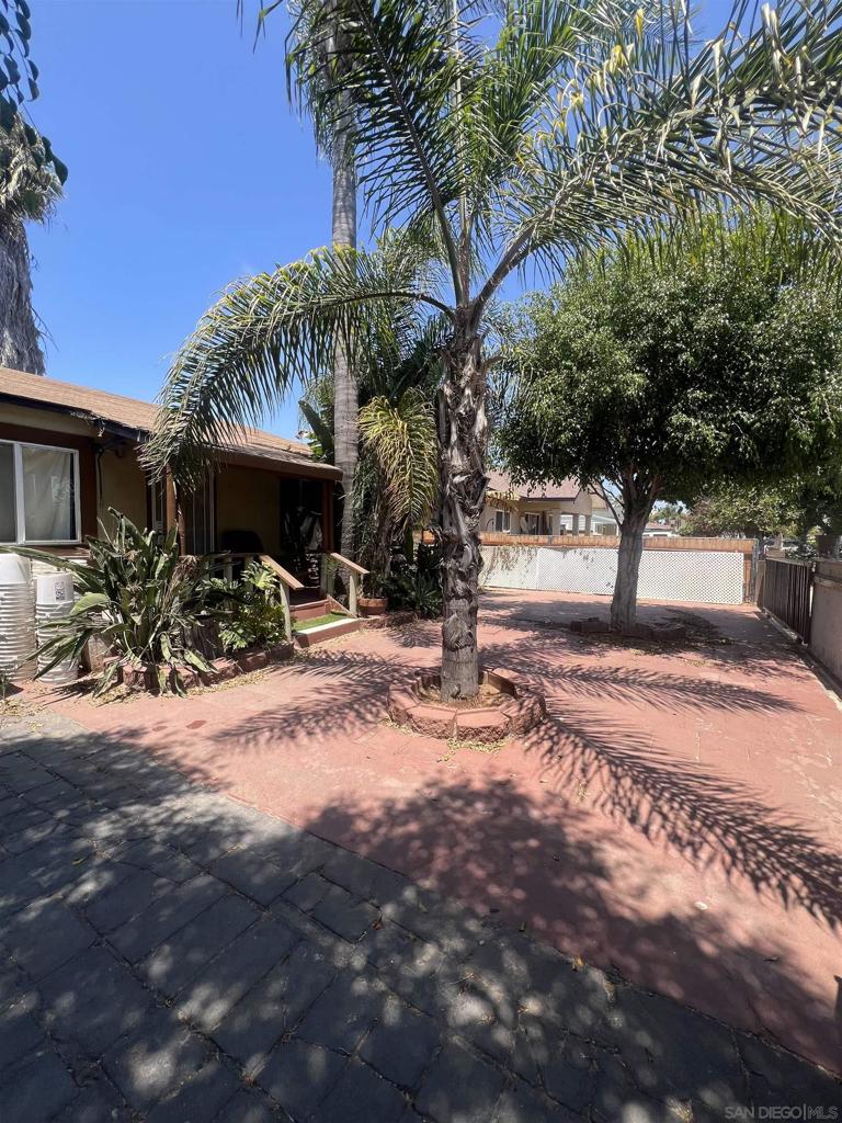 1930 1932 Palm Ave
