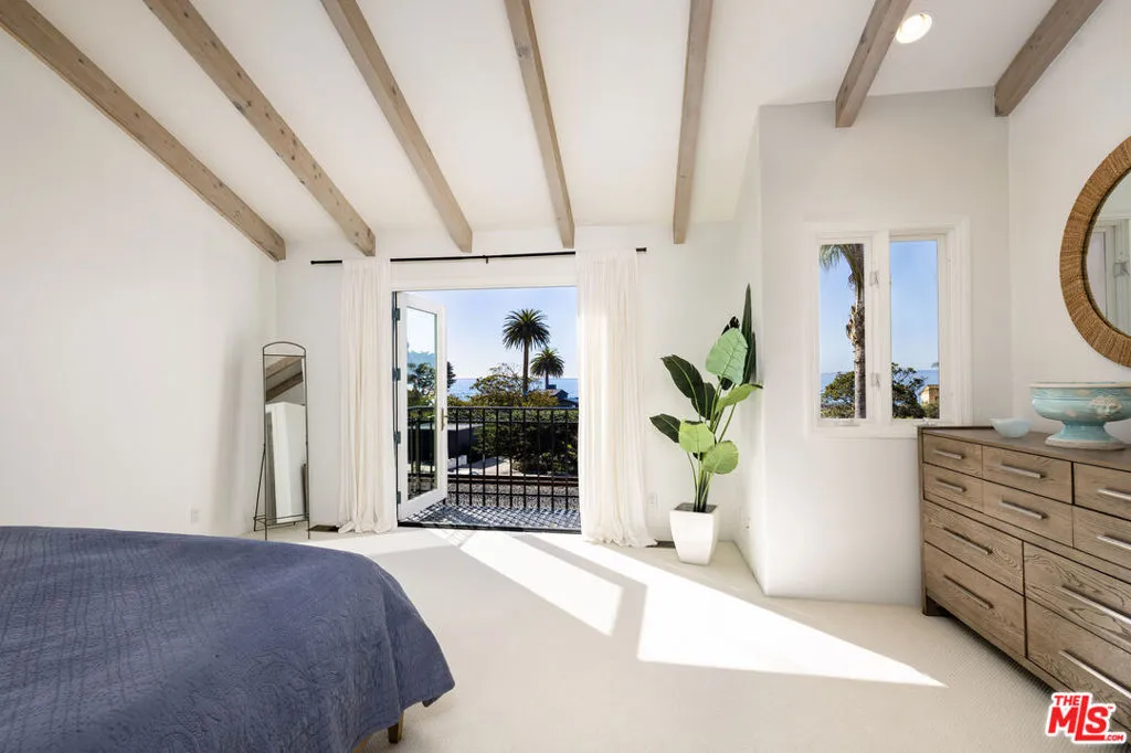 Santa Barbara, California 93108, United States, 3 Bedrooms Bedrooms, ,3 BathroomsBathrooms,Residential,Active,91195