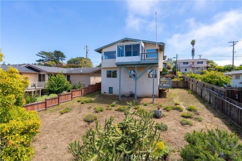 Tiny photo for 929 Marina ST, Morro Bay, CA 93442 (MLS # SC26125003)