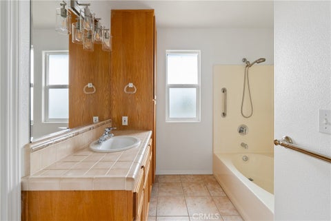 Tiny photo for 929 Marina ST, Morro Bay, CA 93442 (MLS # SC26125003)