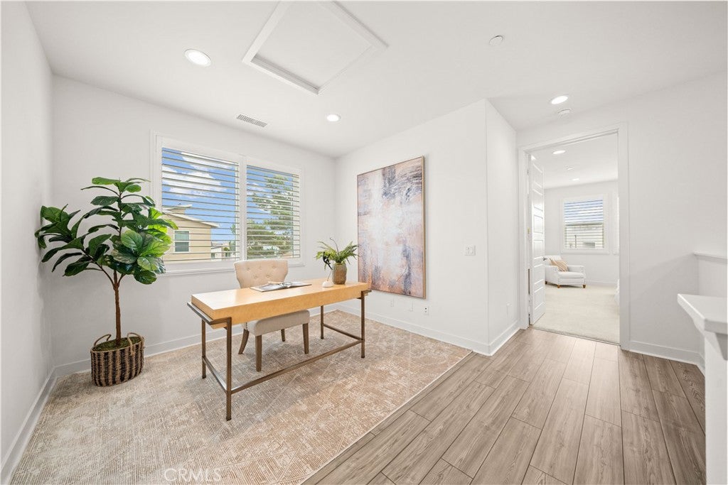333 Baluster, Irvine CA 92618 - Photo 12