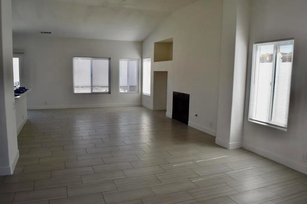 Thousand Palms, California 92276, United States, 4 Bedrooms Bedrooms, ,2 BathroomsBathrooms,Residential,Active,221165