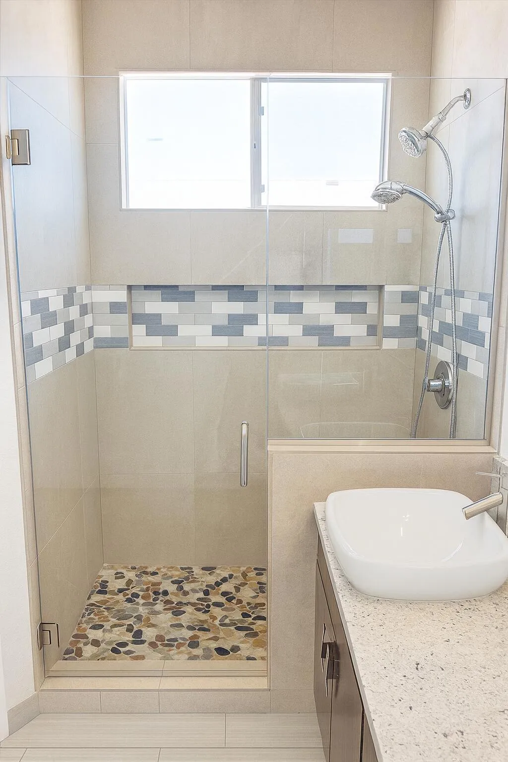 Thousand Palms, California 92276, United States, 4 Bedrooms Bedrooms, ,2 BathroomsBathrooms,Residential,Active,221165