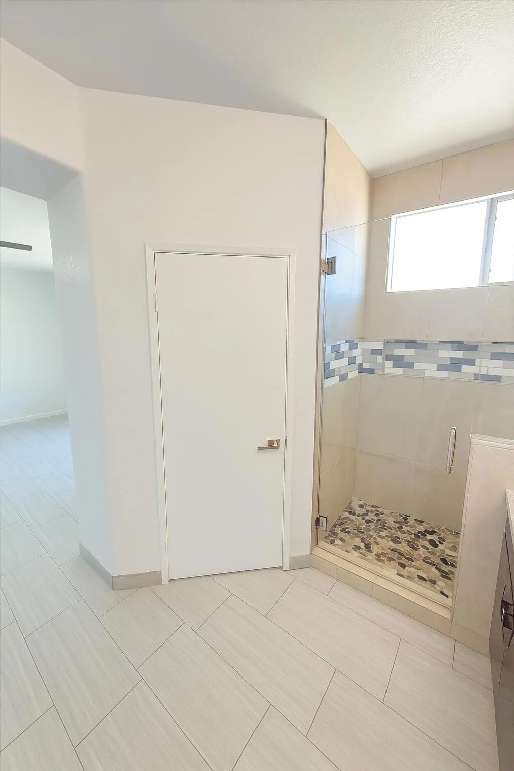 Thousand Palms, California 92276, United States, 4 Bedrooms Bedrooms, ,2 BathroomsBathrooms,Residential,Active,221165