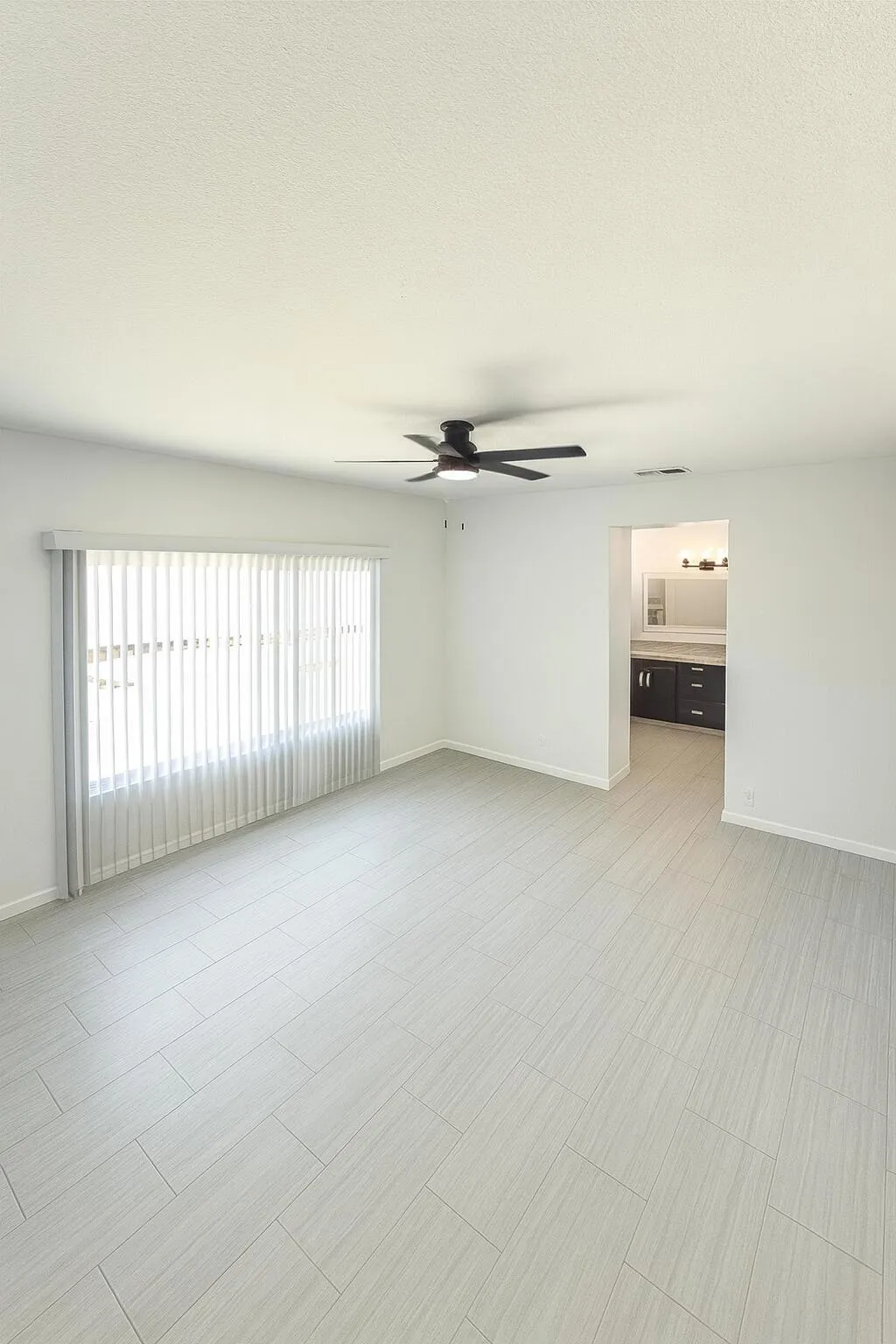 Thousand Palms, California 92276, United States, 4 Bedrooms Bedrooms, ,2 BathroomsBathrooms,Residential,Active,221165