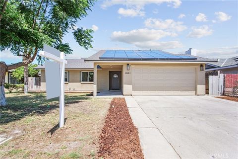 Photo of 1611 Grapevine DR, Livingston, CA 95334 (MLS # MC26099662)