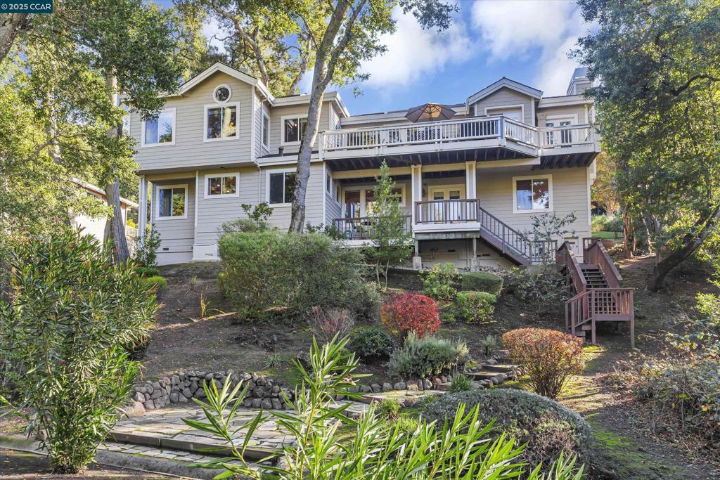 SANDERS RANCH - Residential