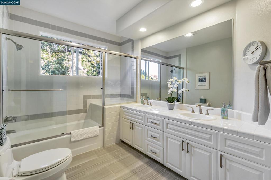 SANDERS RANCH - Residential