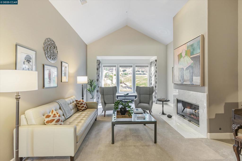 SANDERS RANCH - Residential