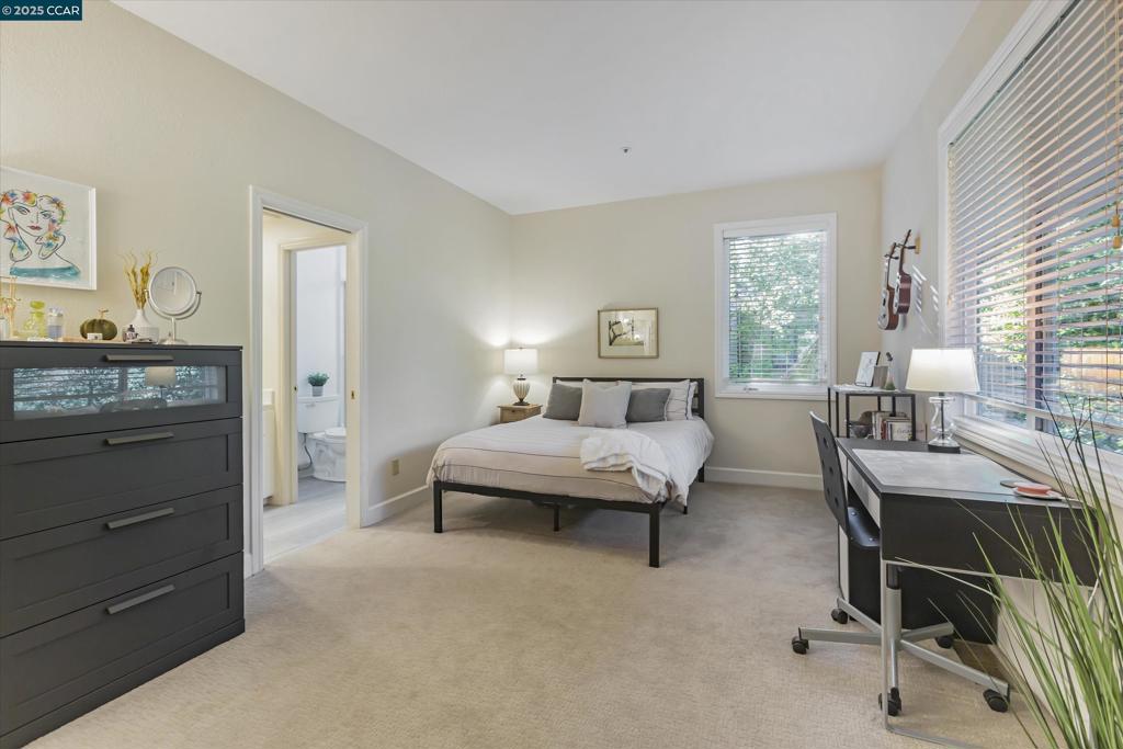 SANDERS RANCH - Residential