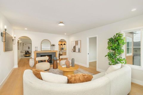 Photo of 219 W Acacia Ave Ave, El Segundo, CA 90245 (MLS # PTP2603007)