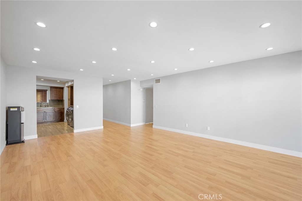 Not Applicable-105 - Residential Lease