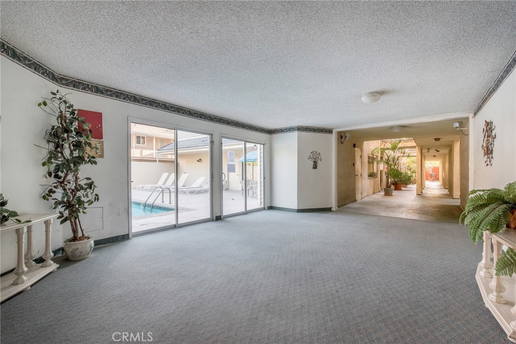 Not Applicable-105 - Residential Lease