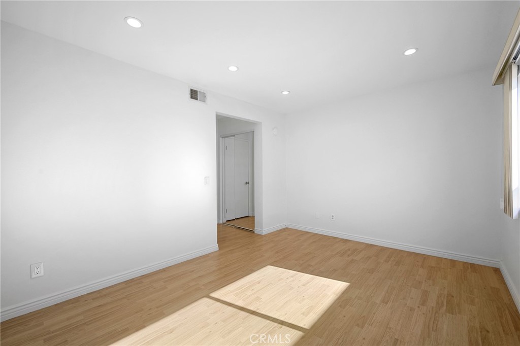 Not Applicable-105 - Residential Lease