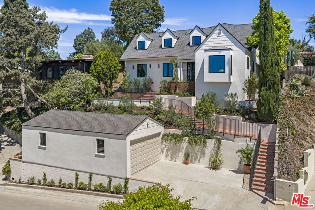 Photo of 2536 Micheltorena Street, Los Angeles, CA 90039 (MLS # 26872493)
