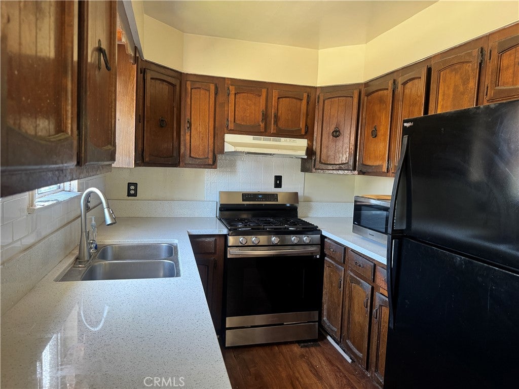 1625 W 223rd Street