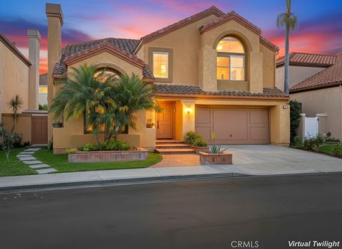 Photo of 4 Estrella, Irvine, CA 92614 (MLS # SB26077797)