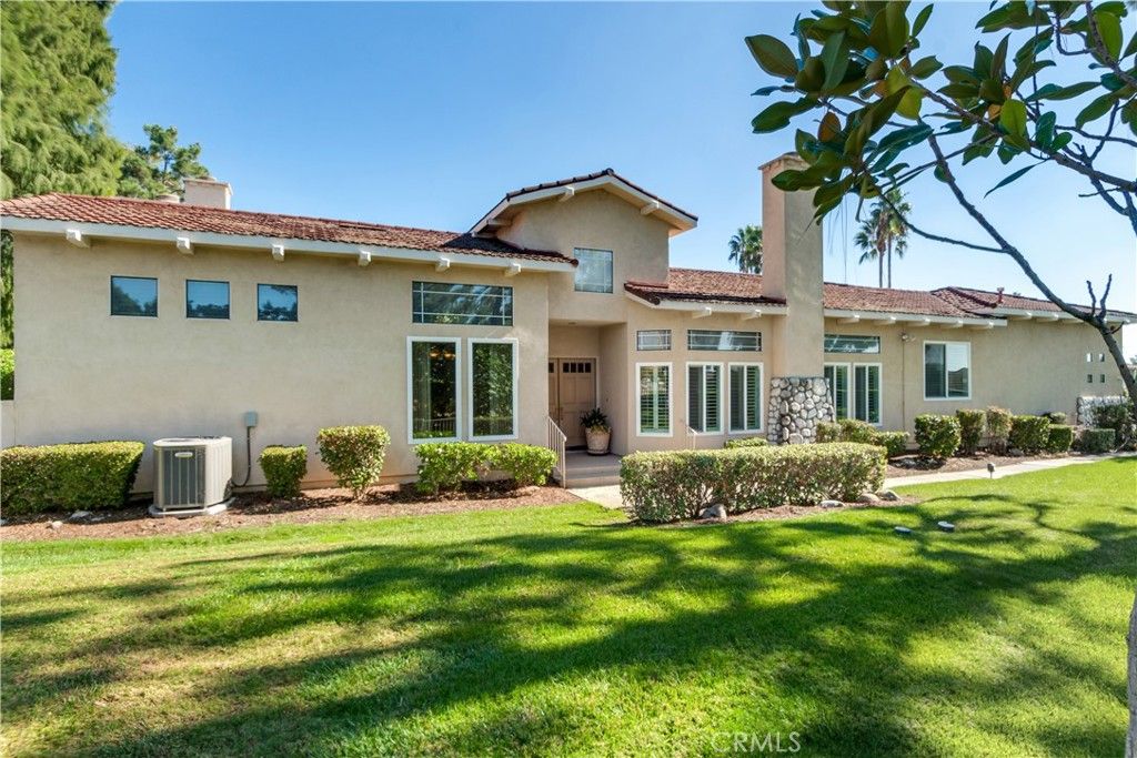 Photo of 1373 Upland Hills Drive N, Upland, CA 91784 (MLS # CV25254930)