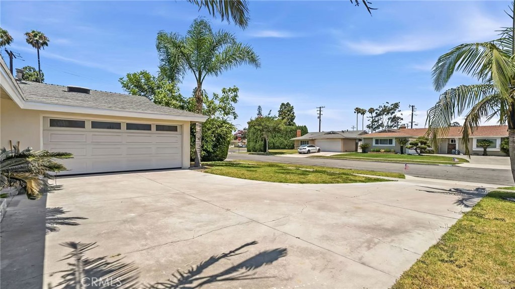 6022 Santa Barbara