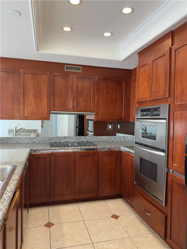850 E Ocean Boulevard 1004