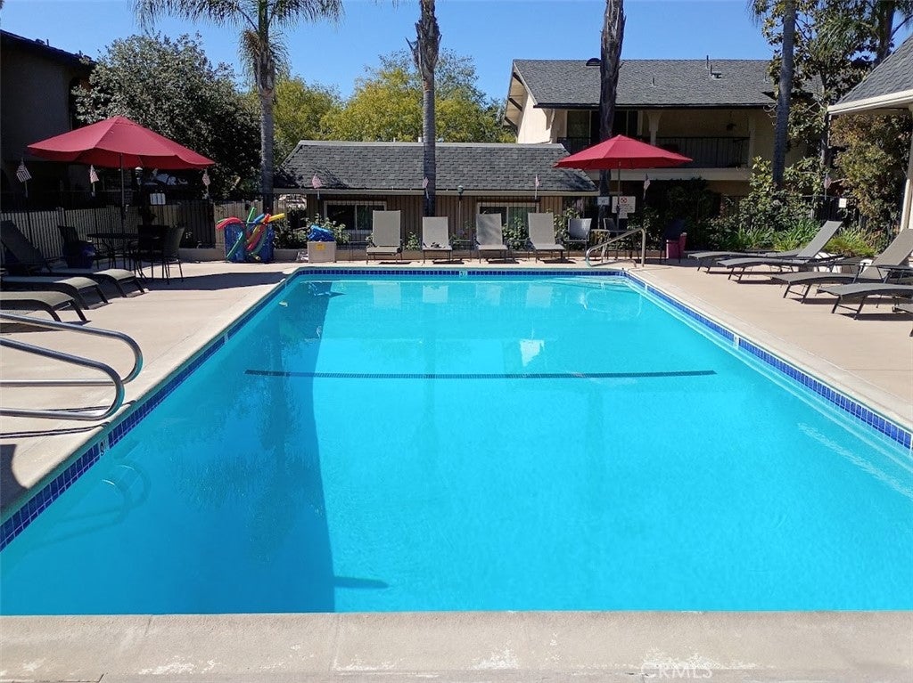 2473 Loma Vista ST