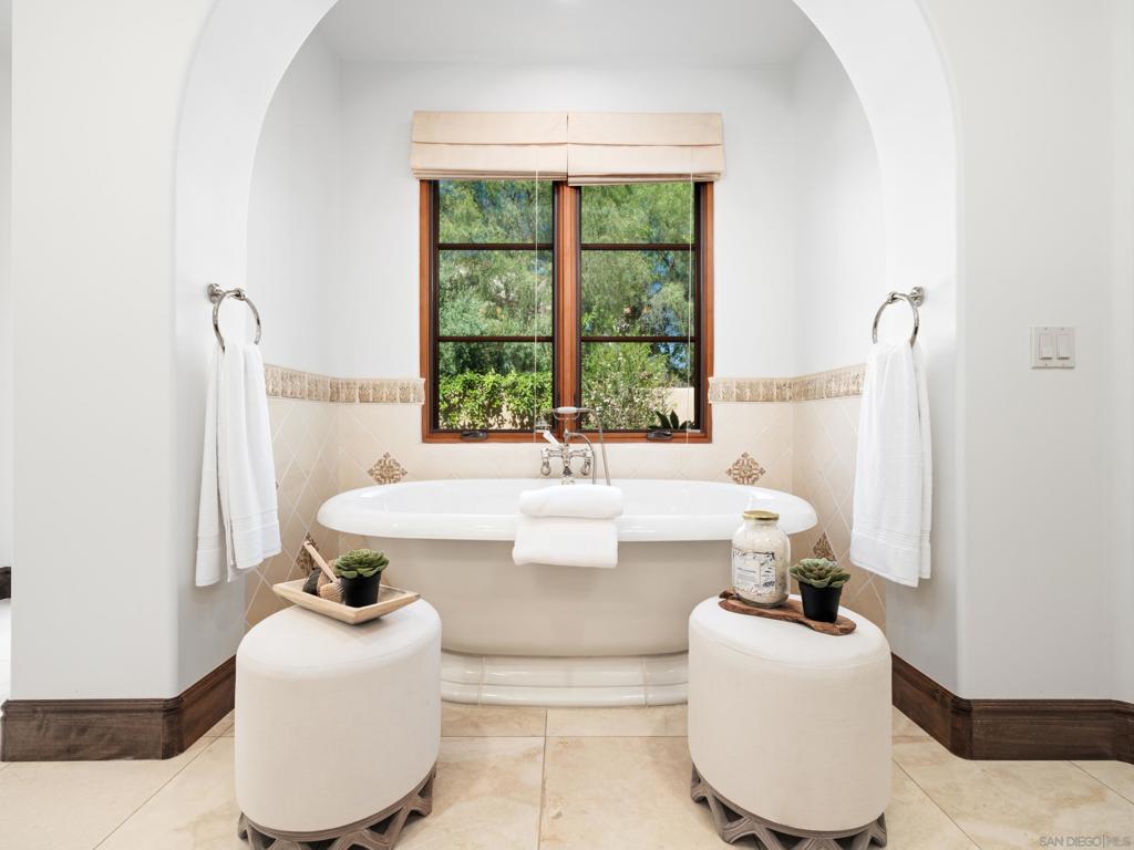 Santaluz - Residential