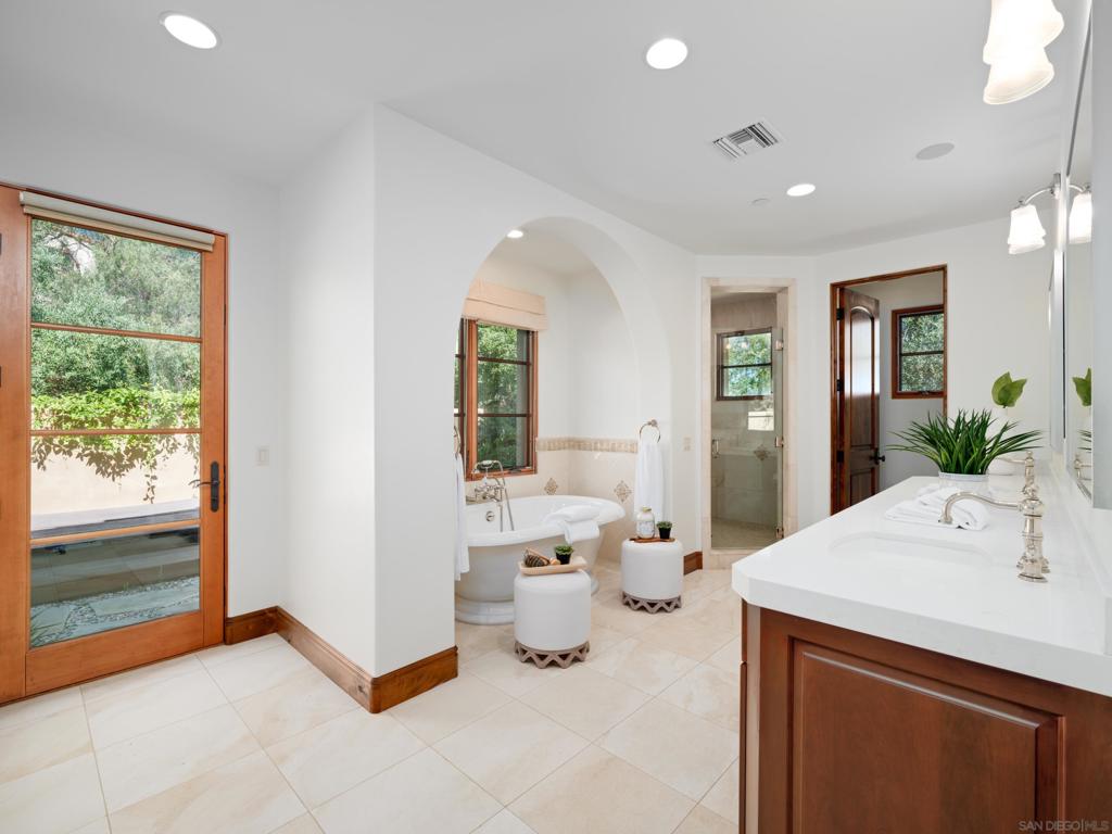 Santaluz - Residential