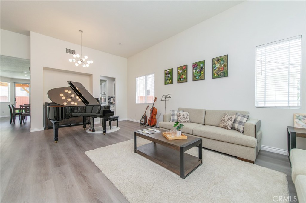 11514 Trailway