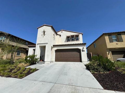 Photo of 38226 Old Creek Ct, Murrieta, CA 92563 (MLS # 260008781SD)