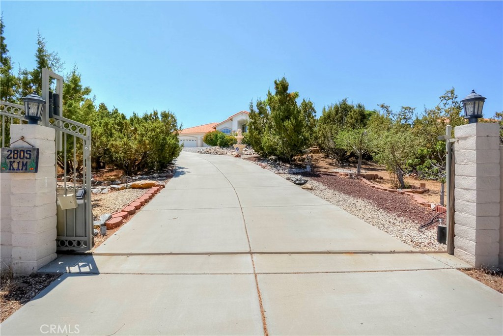 2805 Snow Line Drive