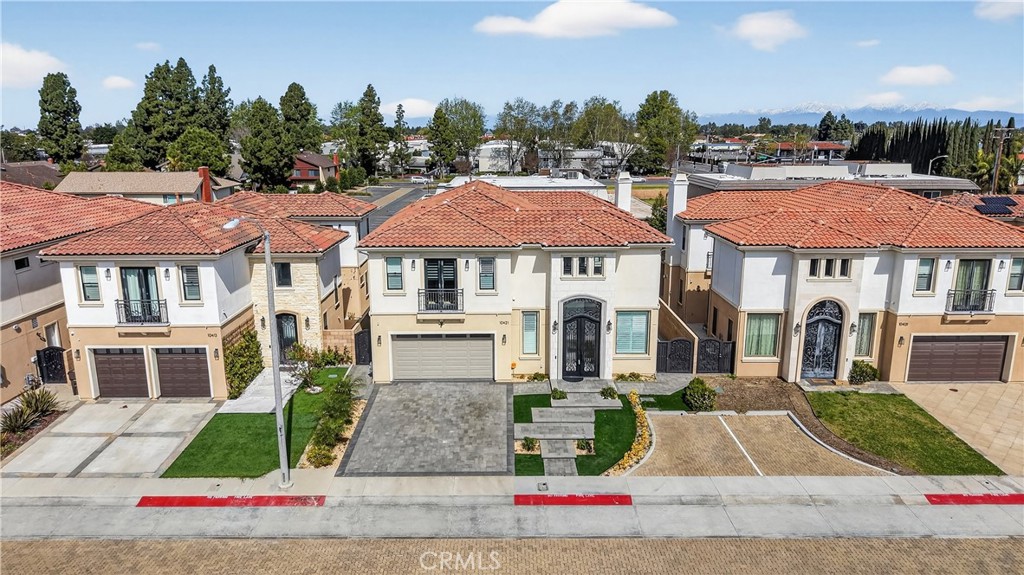 10421 Saint Anna Place