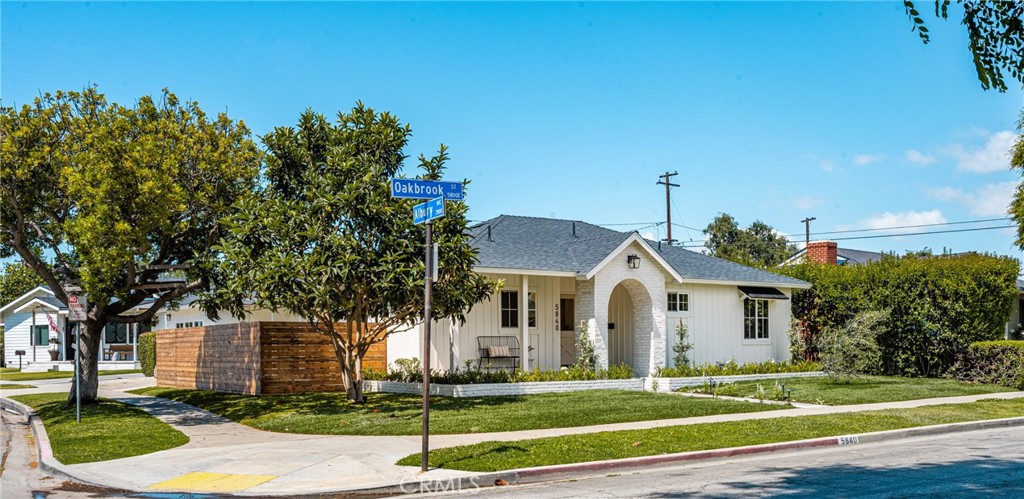 5840 E Oakbrook