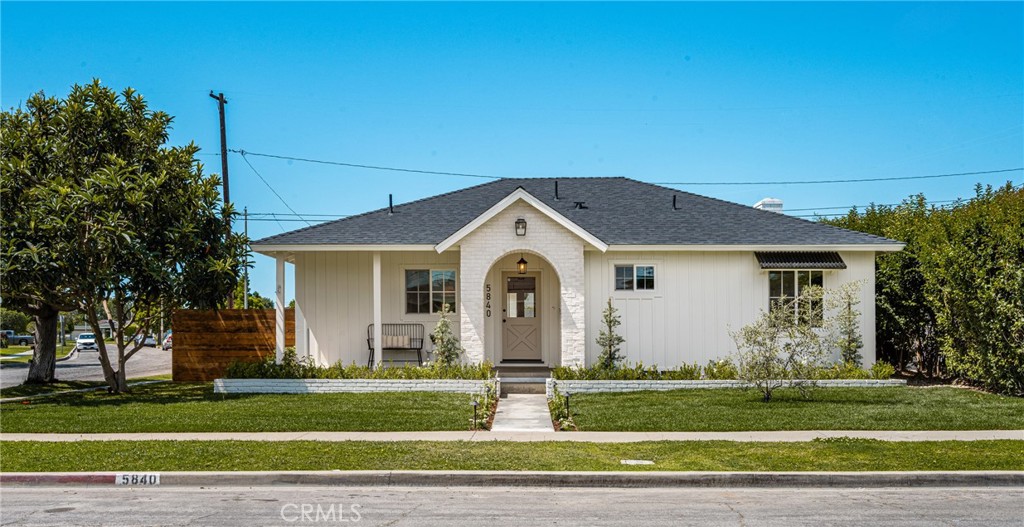 5840 E Oakbrook