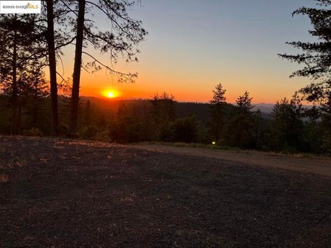 Photo of 1000 2nd Garrote Ridge Road, Groveland, CA 95321 (MLS # 41115748) Photo of 1000 2nd Garrote Ridge Road, Groveland, CA 95321 (MLS # 41115748)