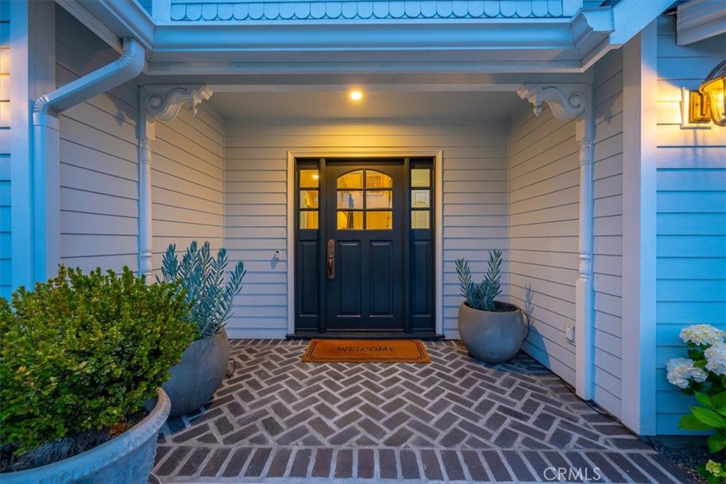 233 Elaine Way