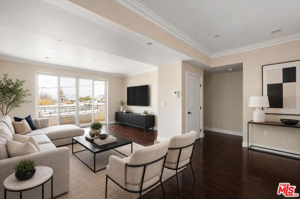 9049 Alcott Street 304, Los Angeles CA 90035