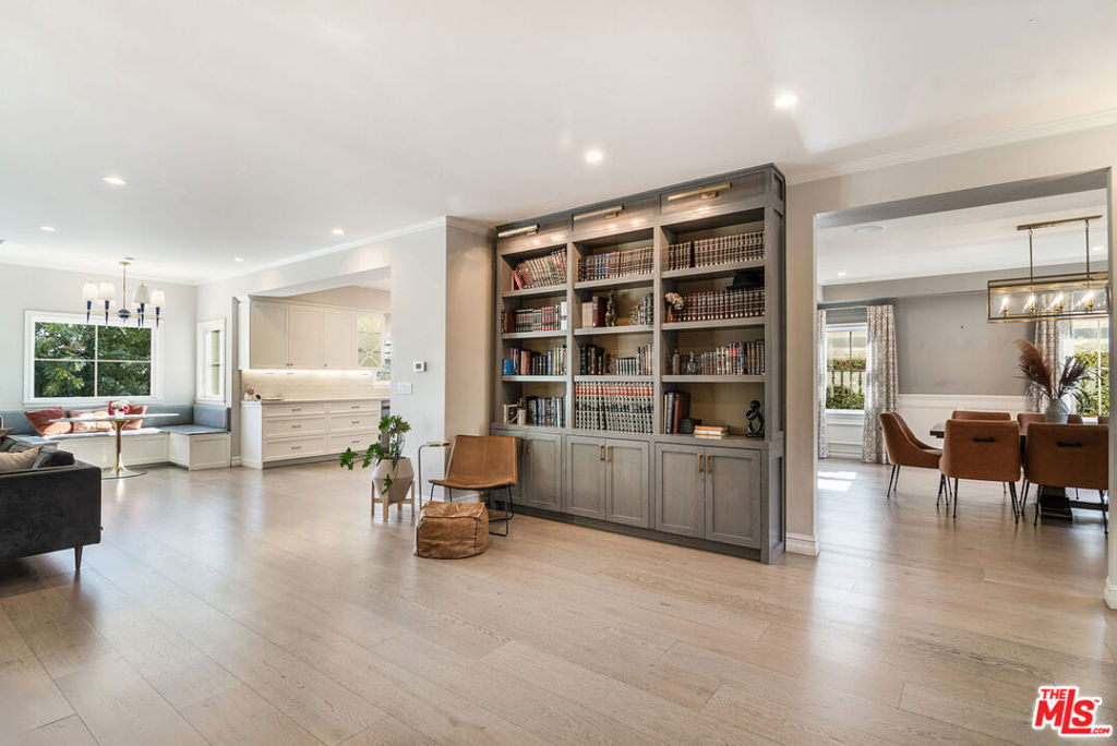 Properties 2 1942 Preuss Road