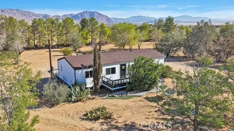 Photo of 30180 Cherwell Street, Lucerne Valley, CA 92356 (MLS # HD26200001)