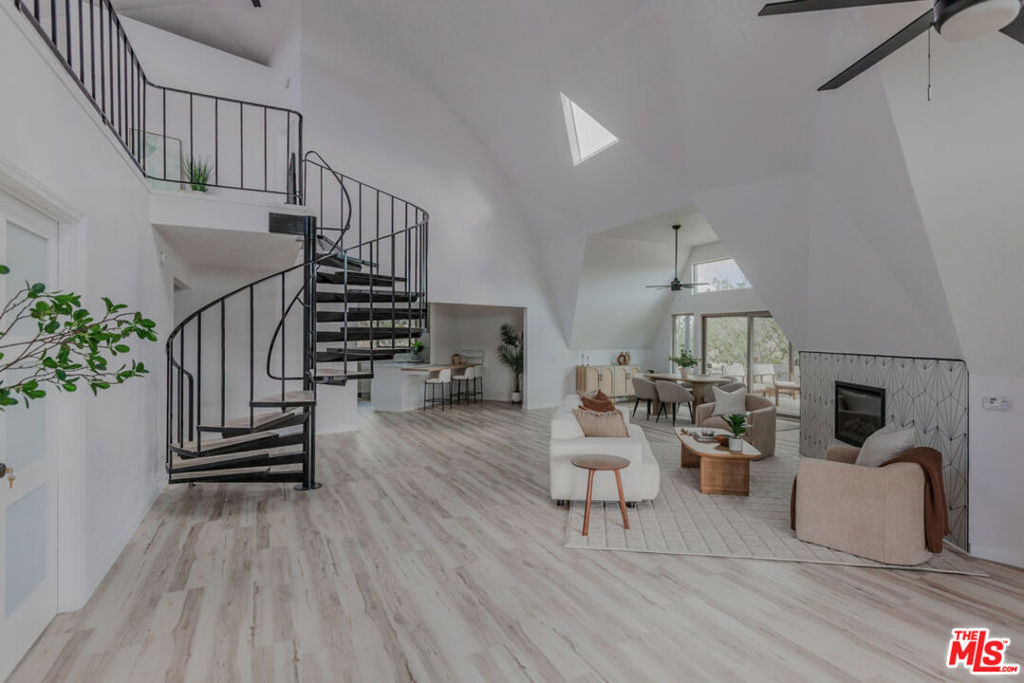 Pinyon Crest - Residential